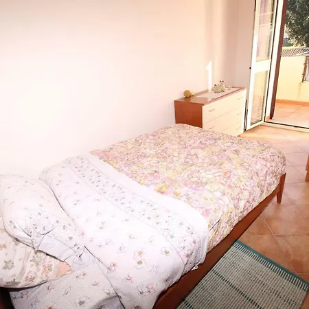 Flower Apartament