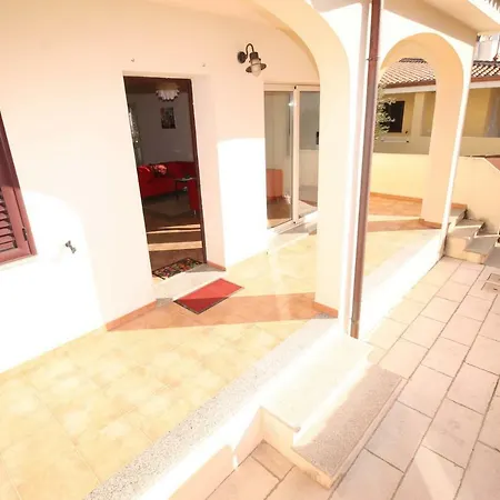 Apartament Flower Orosei